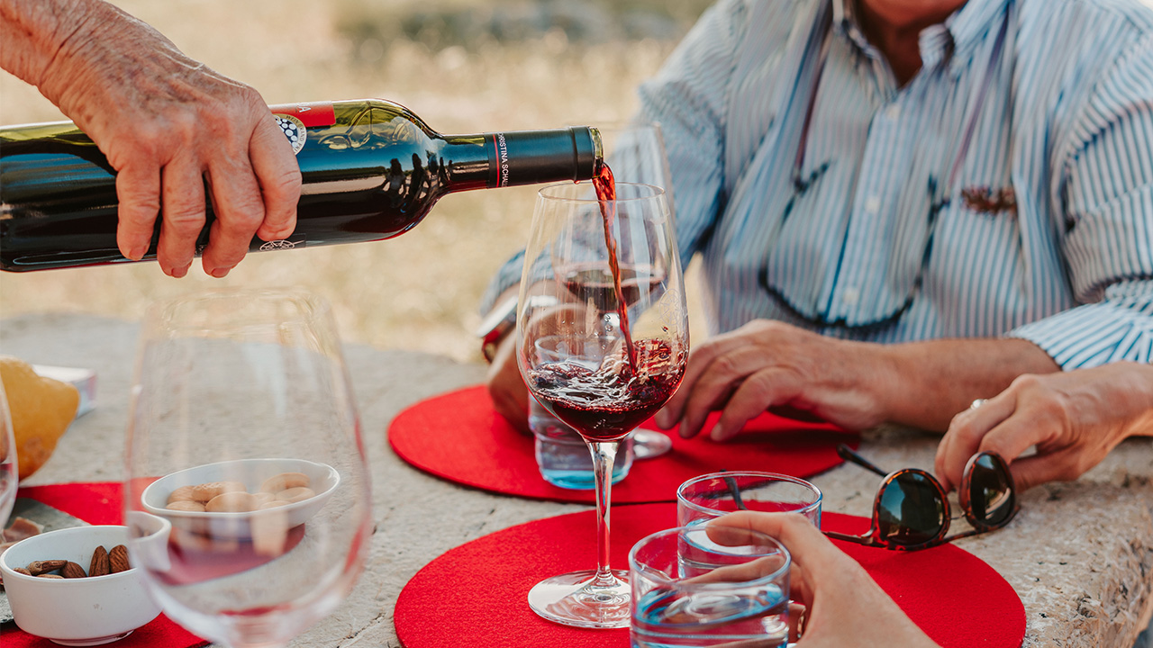 wine-mallorca-bodega-xaloc